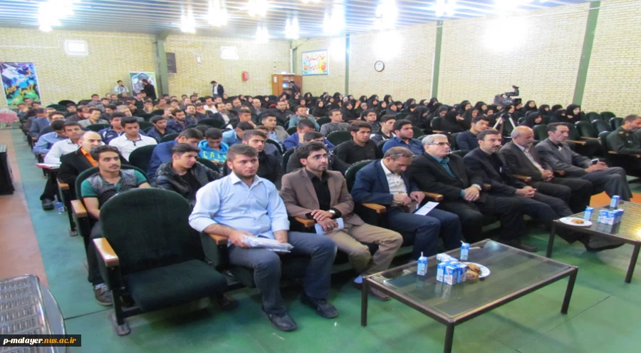 شرکت دانشجویان،کارکنان و اساتید آموزشکده در کارگروه علمی و  پژوهشی بسیج شهرستان  2