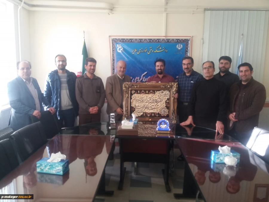 مراسم تجلیل از پژوهشگران برتر در دانشکده فنی خوارزمی ملایر 2