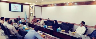 دومین جلسه شورای اداری  با حضور همکاران و مدیران دانشگاه در اتاق کنفرانس دانشکده برگزار شد.  2