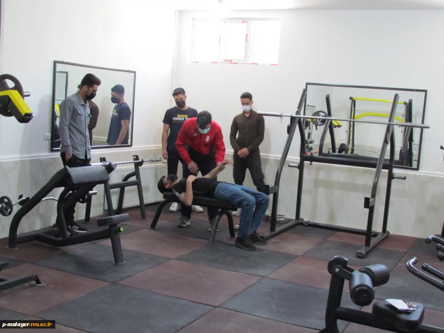 بازگشایی و تدریس حضوری کلاس های عملی- نظری و عملی در دانشکده خوارزمی ملایر در نیمسال دوم سال تحصیلی 1401 3