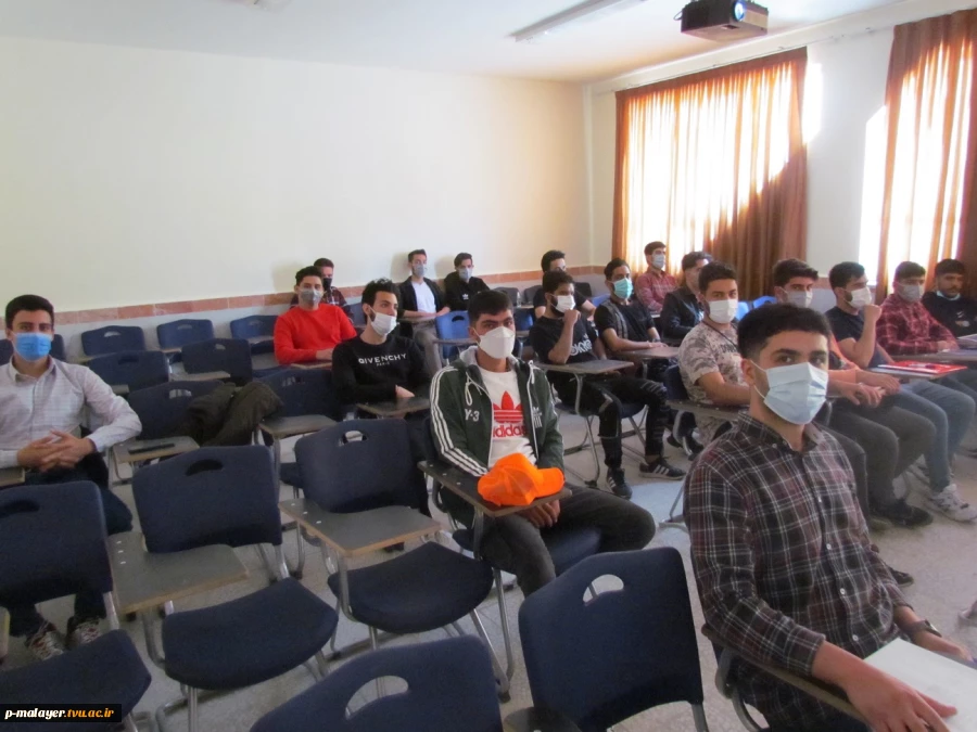 بازگشایی و تدریس حضوری کلاس های عملی- نظری و عملی در دانشکده خوارزمی ملایر در نیمسال دوم سال تحصیلی 1401 9