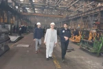 بازدید اساتید و کارشناسان آموزشکده از شرکت واگن پارس مپنا در اراک 8