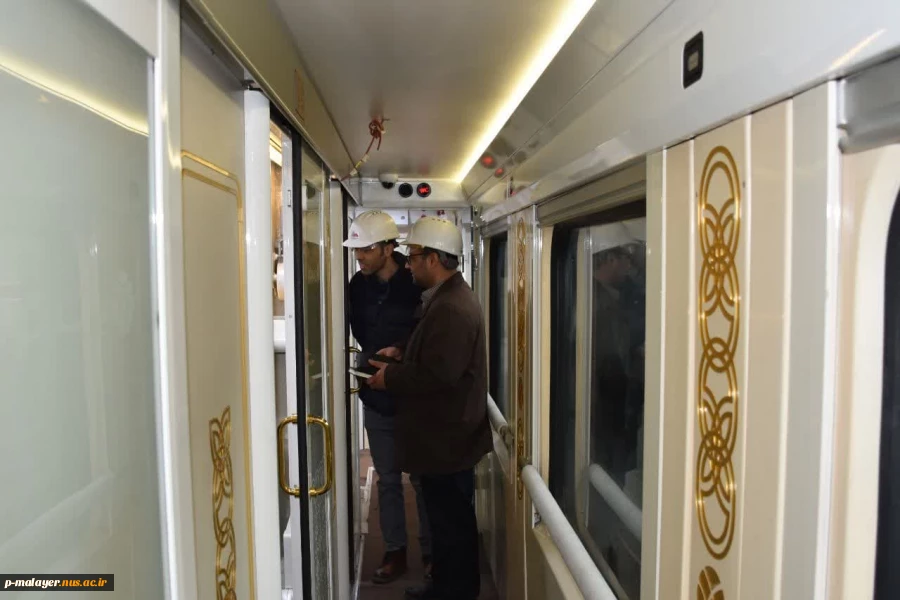 بازدید اساتید و کارشناسان آموزشکده از شرکت واگن پارس مپنا در اراک 15