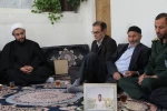 در آستانه سالروز شهادت حضرت فاطمه الزهرا(س)دیدار رئیس دانشگاه ملی مهارت مرکز ملایر با مادر شهید والا مقام رحمت اله احمدی 2