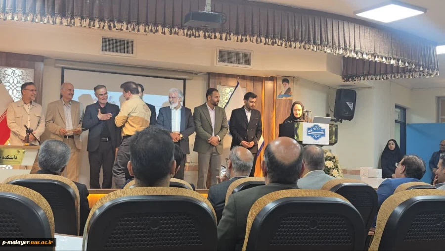 مراسم گرامی داشت مقام استاد و تجلیل از سرآمدان آموزشی  13